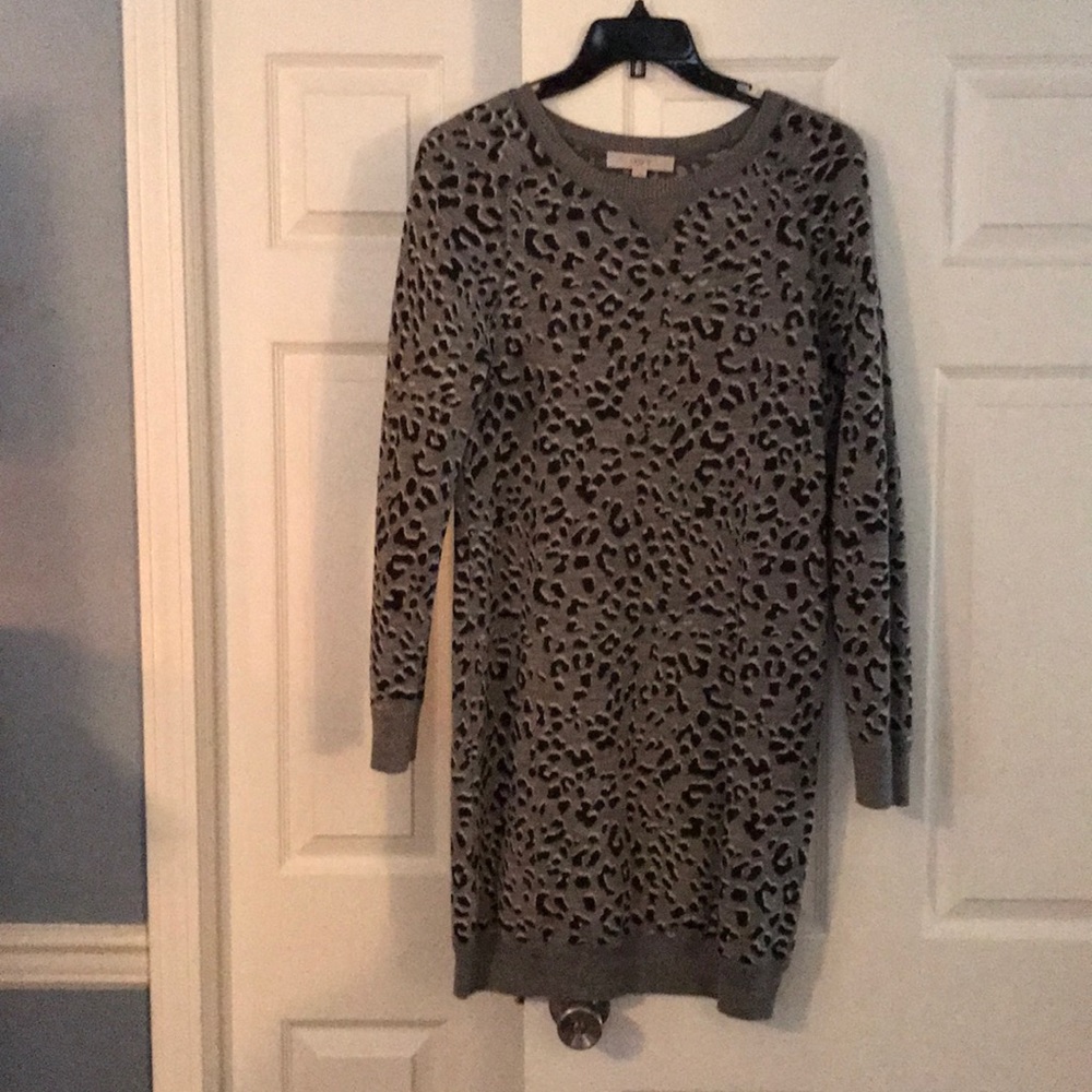 EUC Loft snow cheetah print dress (Medium)